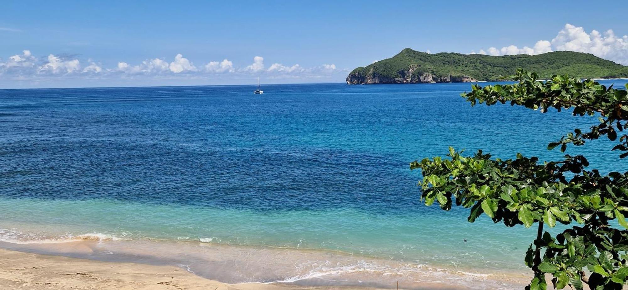 Hotel Castaway Surf Retreat 1 Sekongkang Exterior foto